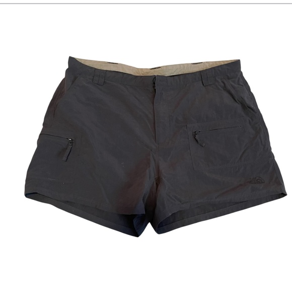 The North Face Gray Women’s Shorts With Pockets Size 12 - Picture 1 of 8